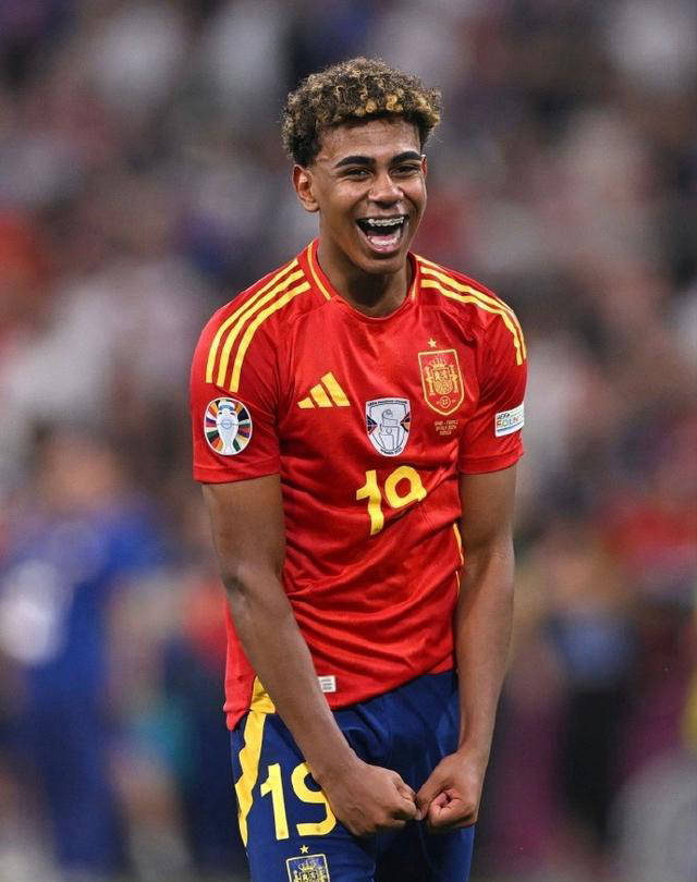 置双人甚至 置双人甚至